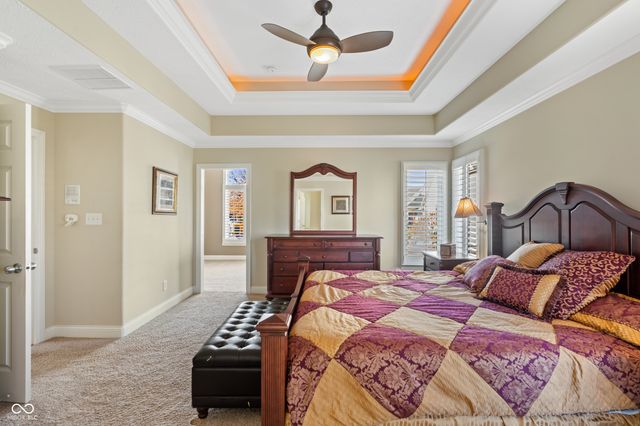 10523 Hollowood Court, Fishers, IN 46038