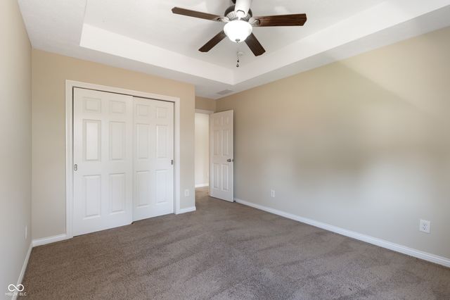 10523 Hollowood Court, Fishers, IN 46038