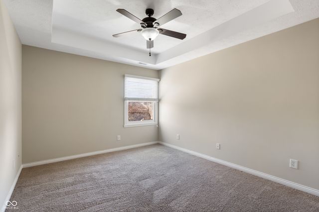 10523 Hollowood Court, Fishers, IN 46038