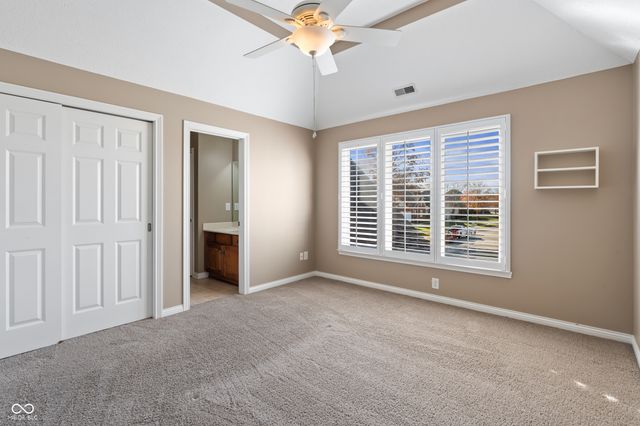 10523 Hollowood Court, Fishers, IN 46038