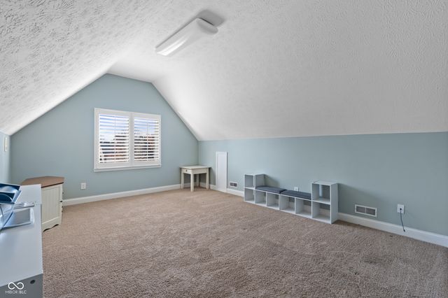 10523 Hollowood Court, Fishers, IN 46038