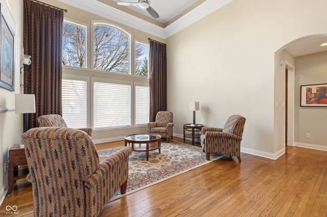 10523 Hollowood Court, Fishers, IN 46038