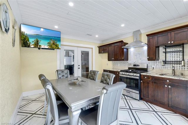 5140 17th CT SW, Naples, FL 34116