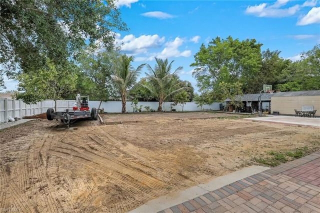 5140 17th CT SW, Naples, FL 34116