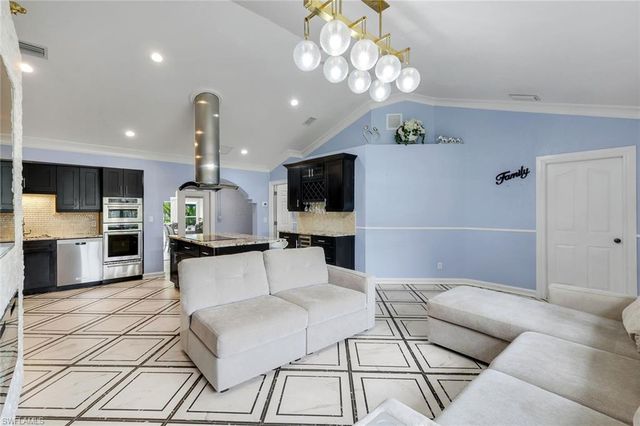 5140 17th CT SW, Naples, FL 34116