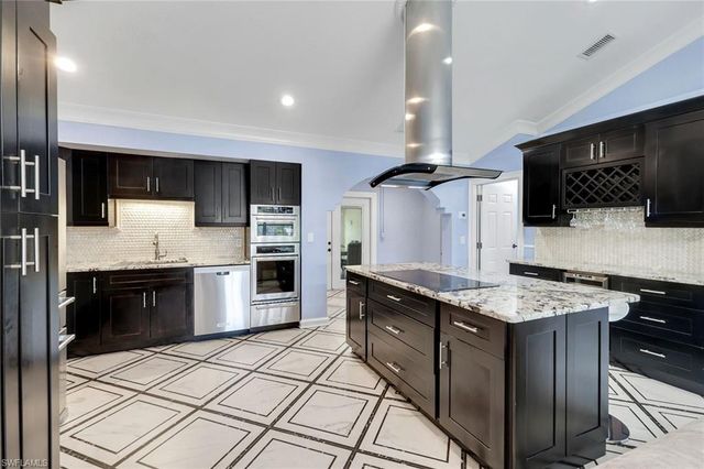 5140 17th CT SW, Naples, FL 34116