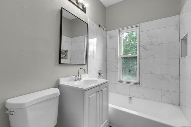 43 Seyms Street 1, Hartford, CT 06120