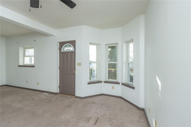400 W Fulton St, City Of But Ne, PA 16001