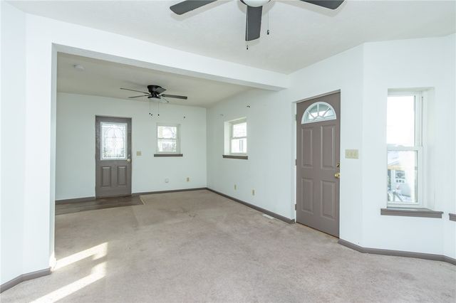 400 W Fulton St, City Of But Ne, PA 16001