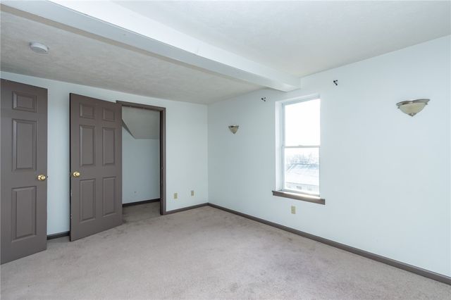 400 W Fulton St, City Of But Ne, PA 16001