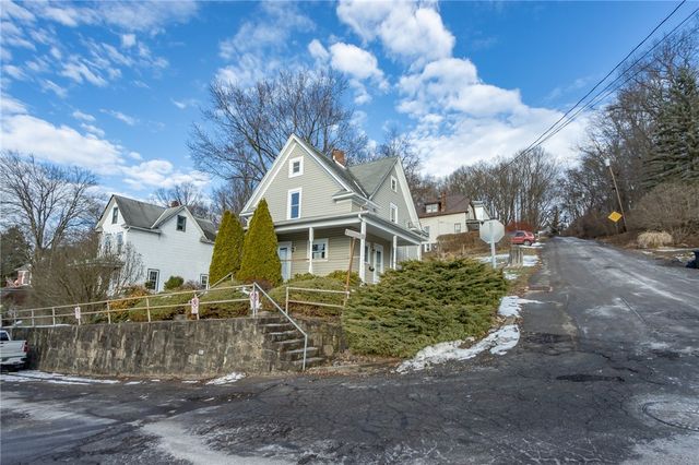400 W Fulton St, City Of But Ne, PA 16001