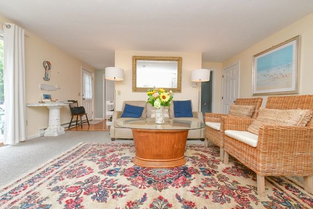 3 Village Green Dr 3B, Bourne, MA 02562