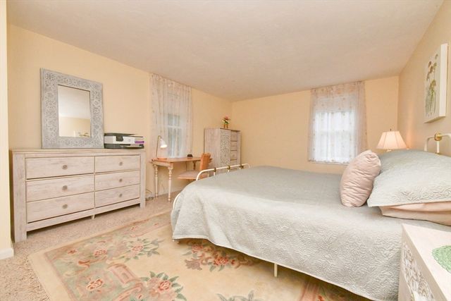 3 Village Green Dr 3B, Bourne, MA 02562