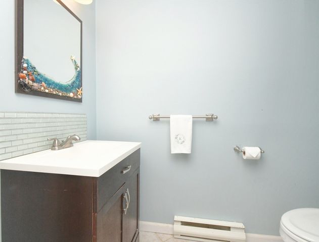 3 Village Green Dr 3B, Bourne, MA 02562