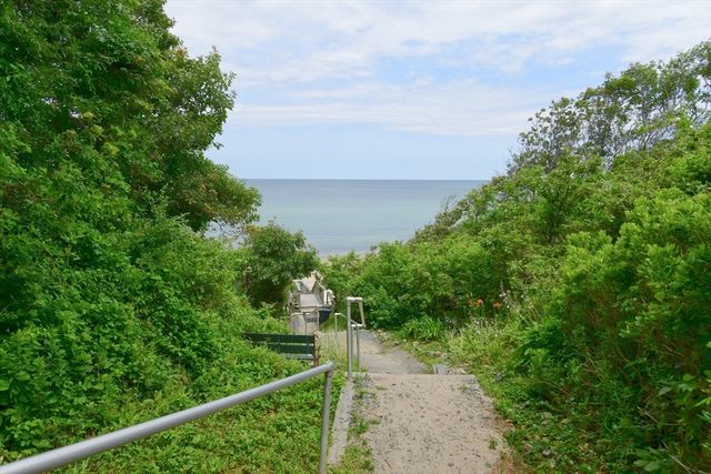 3 Village Green Dr 3B, Bourne, MA 02562