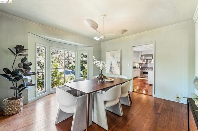 1980 Oak Crest, Oakland, CA 94602