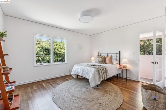 1980 Oak Crest, Oakland, CA 94602