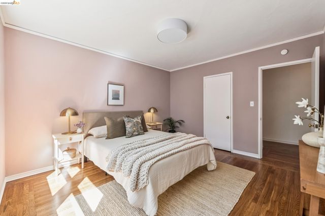 1980 Oak Crest, Oakland, CA 94602