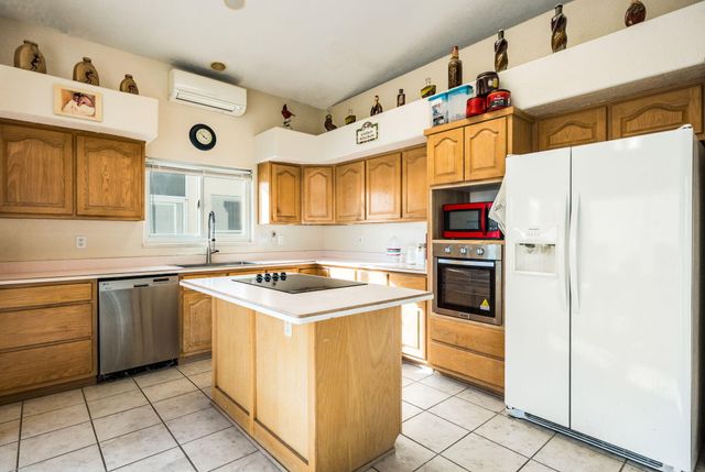 3042 Copper Creek Road SE, Rio Rancho, NM 87124