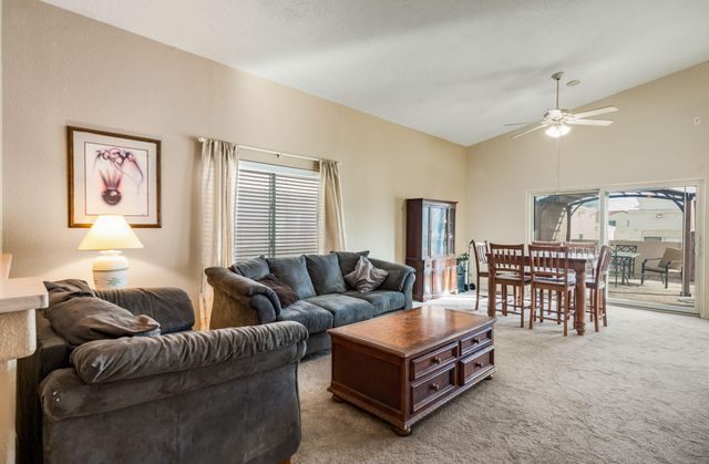 3042 Copper Creek Road SE, Rio Rancho, NM 87124