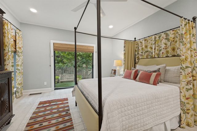 5820 Royal Lane, Dallas, TX 75230