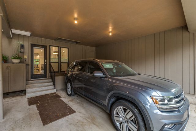 5820 Royal Lane, Dallas, TX 75230