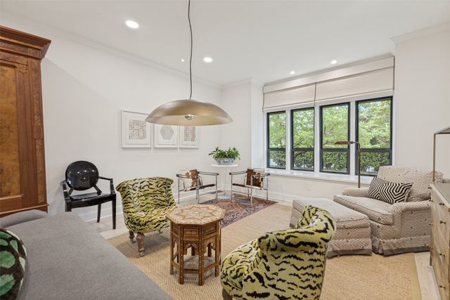 5820 Royal Lane, Dallas, TX 75230