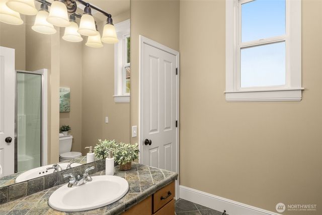 8360 Loyal Way NW, Seattle, WA 98117