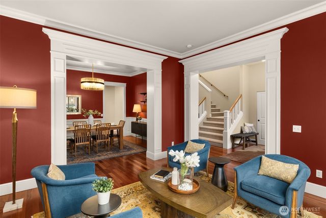 8360 Loyal Way NW, Seattle, WA 98117