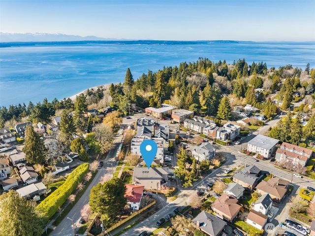 8360 Loyal Way NW, Seattle, WA 98117