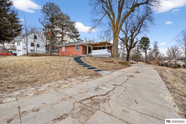 5225 Fowler Avenue, Omaha, NE 68104