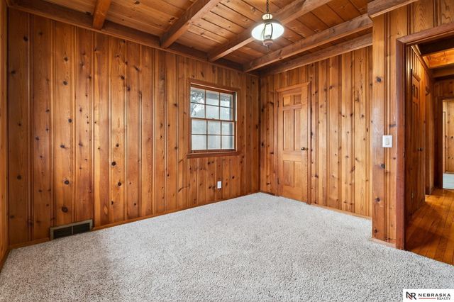 5225 Fowler Avenue, Omaha, NE 68104