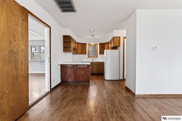 5225 Fowler Avenue, Omaha, NE 68104