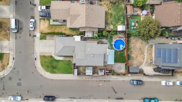 8633 Valley Rim Way, Antelope, CA 95843