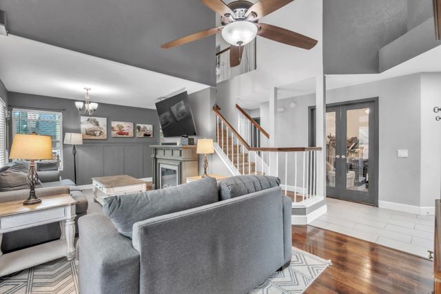 8633 Valley Rim Way, Antelope, CA 95843