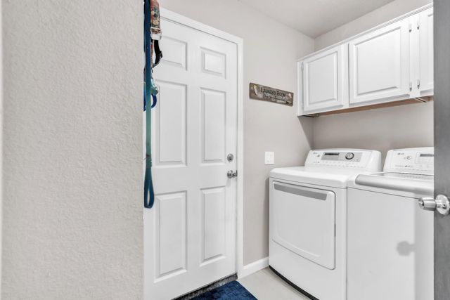 8633 Valley Rim Way, Antelope, CA 95843