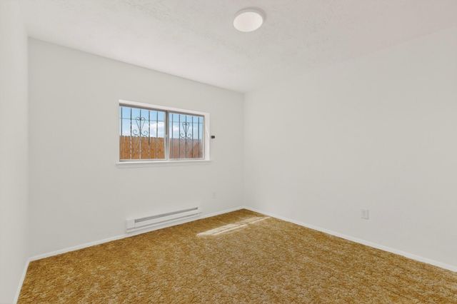 1029 Rigel Street SW, Albuquerque, NM 87105