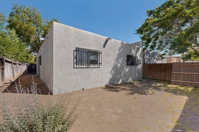 1029 Rigel Street SW, Albuquerque, NM 87105
