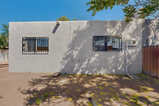 1029 Rigel Street SW, Albuquerque, NM 87105