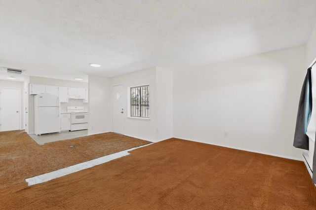 1029 Rigel Street SW, Albuquerque, NM 87105