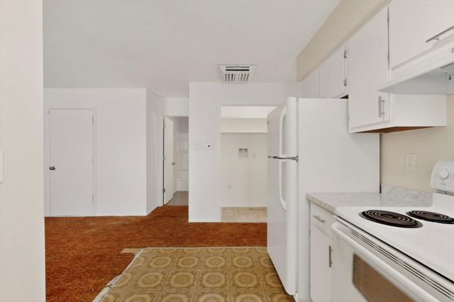 1029 Rigel Street SW, Albuquerque, NM 87105