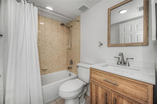 2486 CARING WAY 14C, Port Charlotte, FL 33952