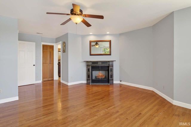 201 Spectacle Drive, Valparaiso, IN 46383
