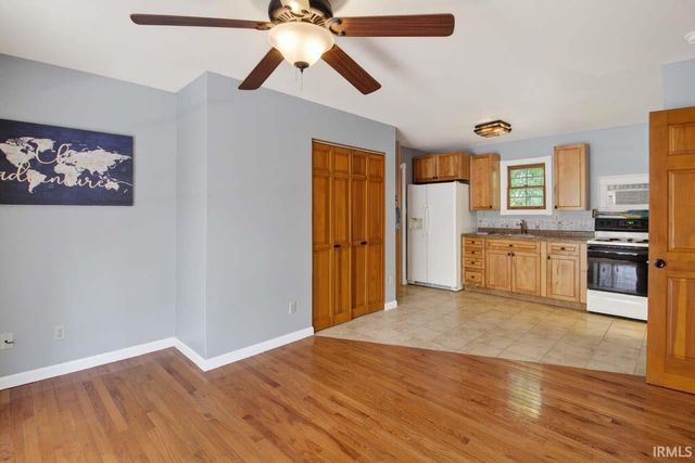 201 Spectacle Drive, Valparaiso, IN 46383