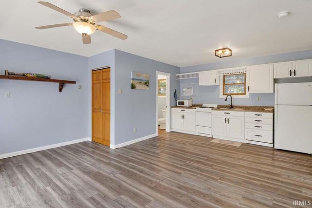 201 Spectacle Drive, Valparaiso, IN 46383