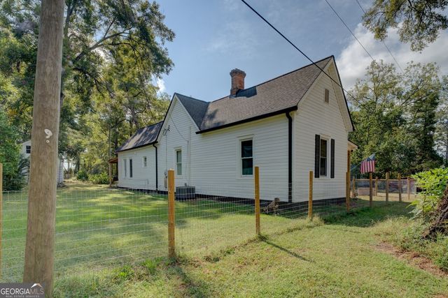 630 S Railroad Street, Shady Dale, GA 31085