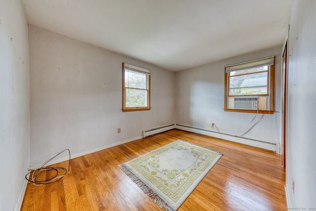 80 Farmstead Avenue, Groton, CT 06355