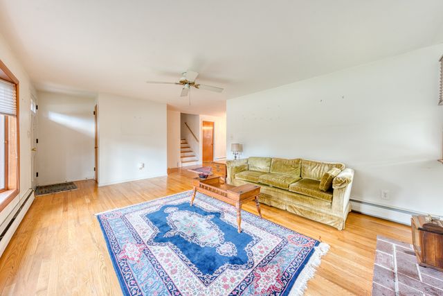 80 Farmstead Avenue, Groton, CT 06355