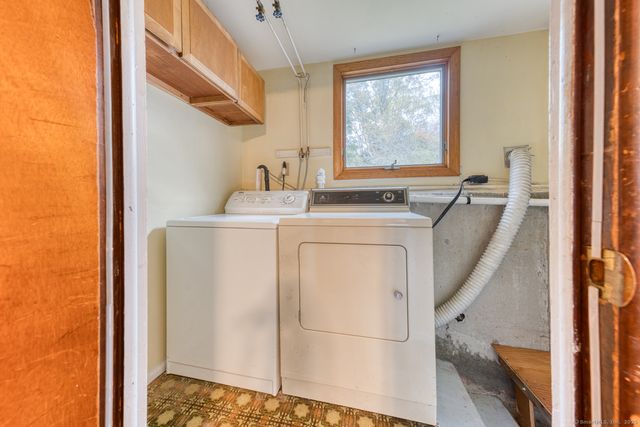 80 Farmstead Avenue, Groton, CT 06355