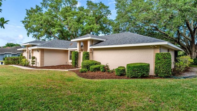 4669 HIGHLANDS PLACE DRIVE, Lakeland, FL 33813